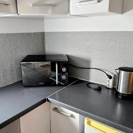 Pensjonat Mit 4 Betten, Bad, Wc, Kueche Und Balkon