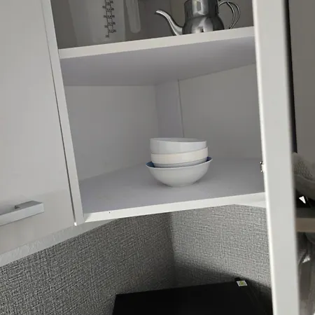 Mit 4 Betten, Bad, Wc, Kueche Und Balkon