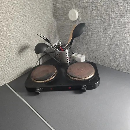 Affittacamere Mit 4 Betten, Bad, Wc, Kueche Und Balkon *
